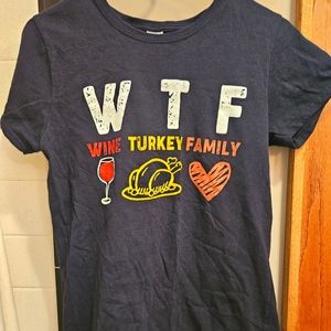 Thanksgiving novelty t-shirt Size M